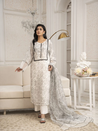 GOLDEN HOUR - Monochrome