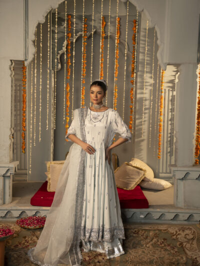 FESTIVE FORMALS’25 – Noori